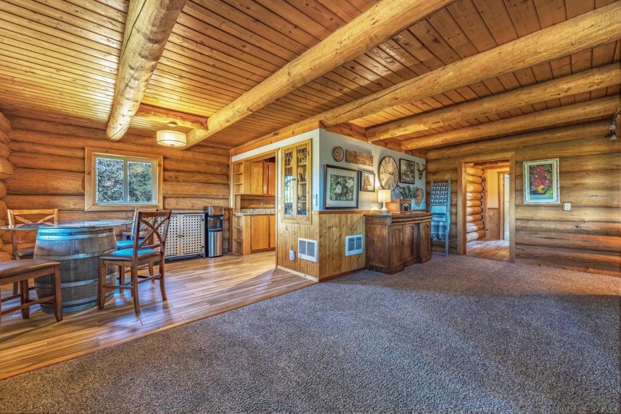 Rowland Log Cabin Home Lyle المظهر الخارجي الصورة