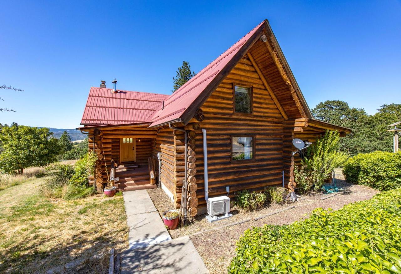 Rowland Log Cabin Home Lyle المظهر الخارجي الصورة