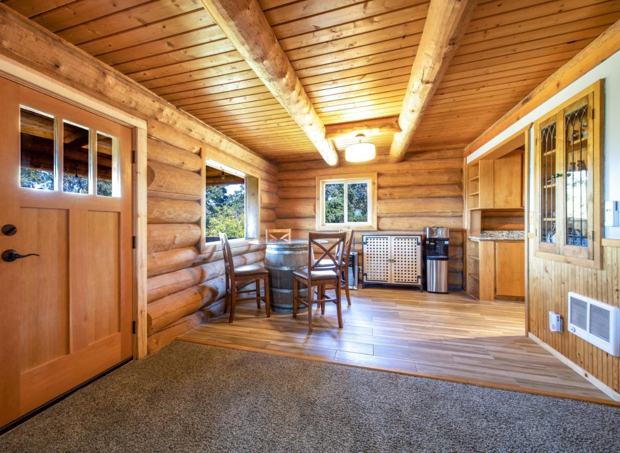 Rowland Log Cabin Home Lyle المظهر الخارجي الصورة