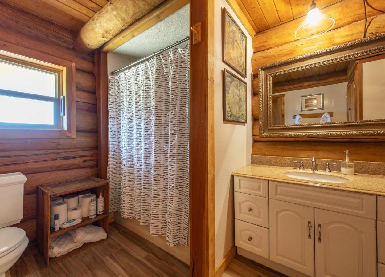 Rowland Log Cabin Home Lyle المظهر الخارجي الصورة