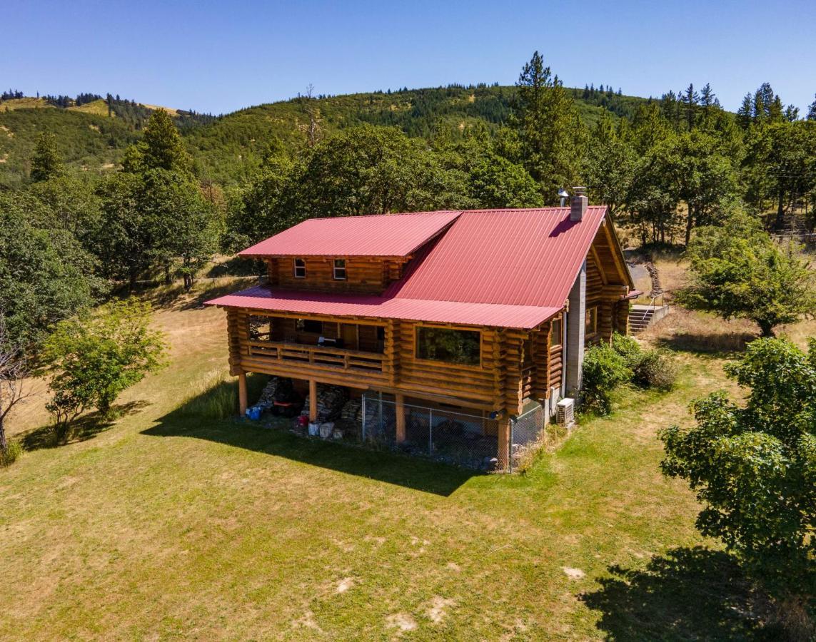 Rowland Log Cabin Home Lyle المظهر الخارجي الصورة