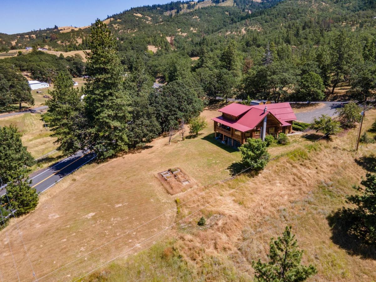 Rowland Log Cabin Home Lyle المظهر الخارجي الصورة